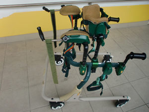 04特別輔行工具 (gait trainer)